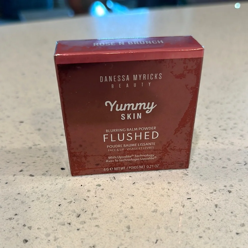 🆕 Danessa Myricks Beauty Yummy Skin Blurring Balm Powder - Rose N Brunch - Picture 5 of 5